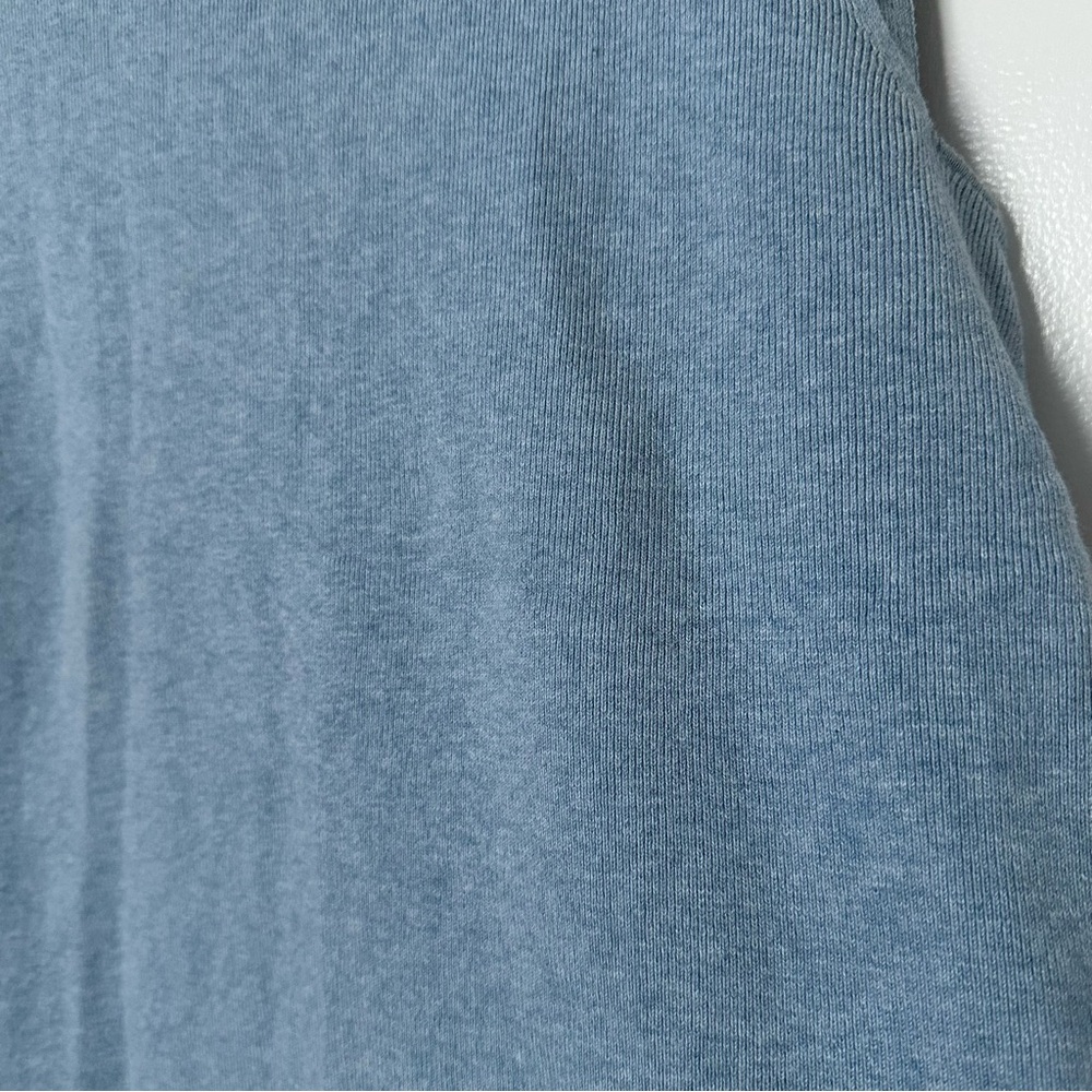Talbots Sleeveless Blue Turtleneck Top Petite Size Medium - Picture 2 of 6
